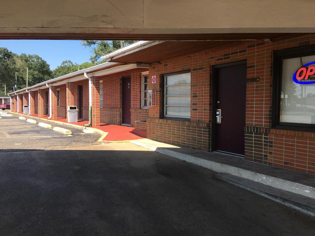 Best Value Inn Motel Sandusky Marianna Exterior foto